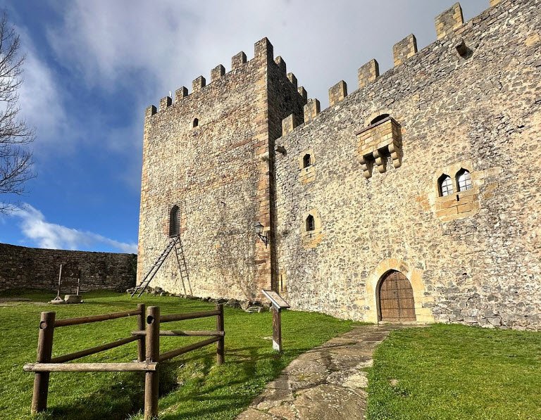 Argüeso Castle, Spain